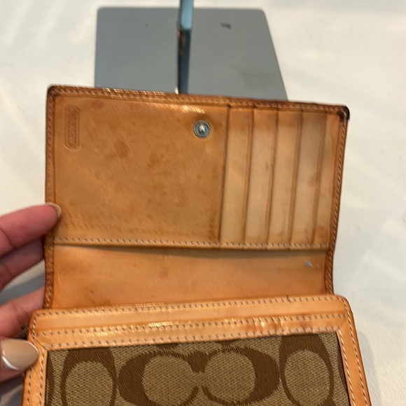 Vintage Coach Wallet - Picture 4 of 17